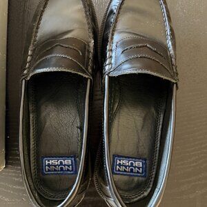 Nunn Bush Lincoln Moc Toe Penny Loafers - 9m